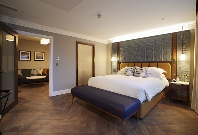 ザ パークゲート ホテル