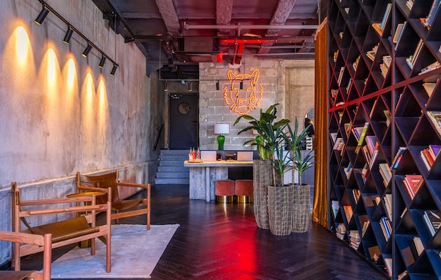 ブラウン マハネ イェフダ