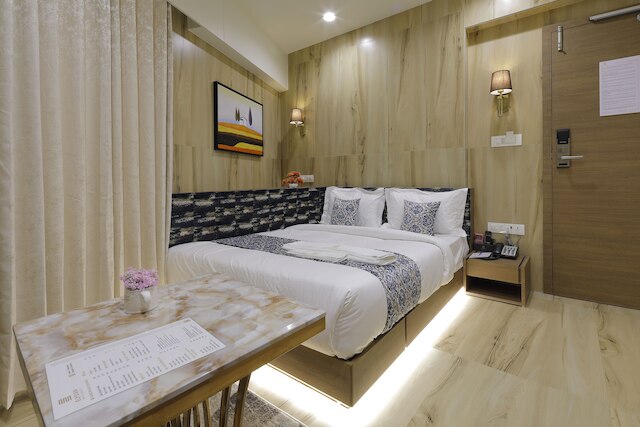 ホテル エリシアン レジデンシー