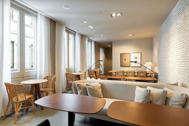 UM スイーツ パウ クラリス