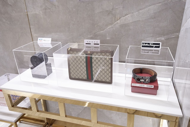 Den Basta Signature Hotel