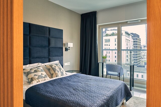 メニカ レジデンス