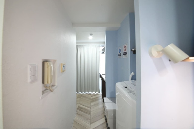 渋谷ウェーブ 302 号室