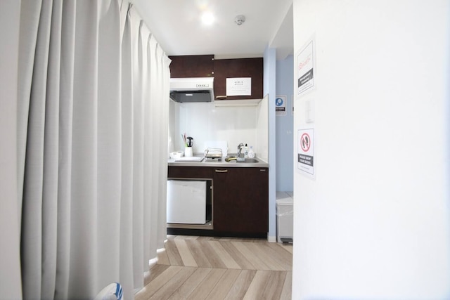 渋谷ウェーブ 302 号室