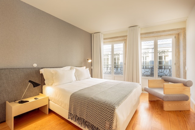 ヨーロポ - フローレス