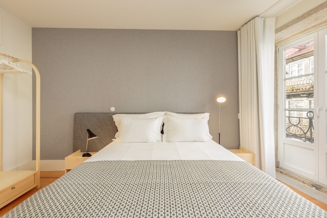 ヨーロポ - フローレス