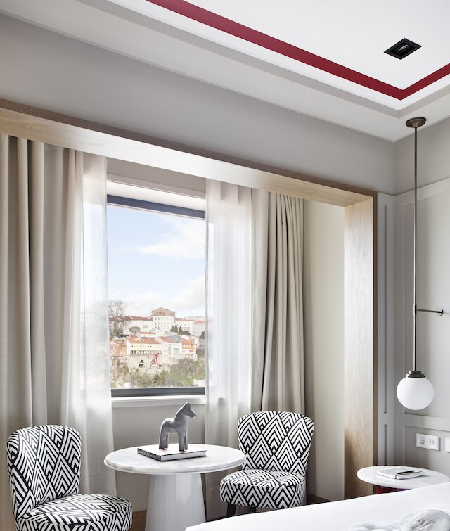 ホテル ヴィンチ ポンテ デ フェロ