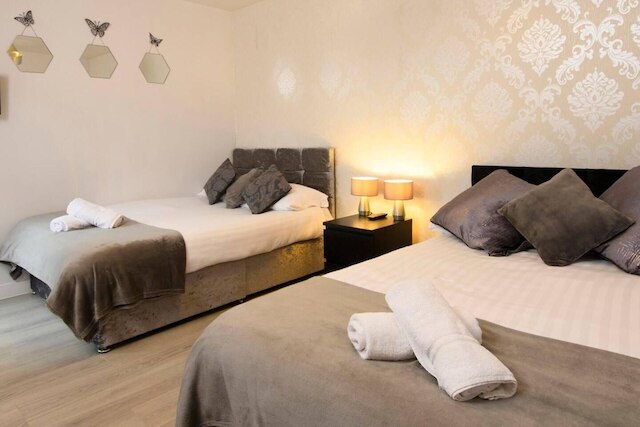 1 ベッド  アパートメント クロース トゥ フットボール グラウンズ