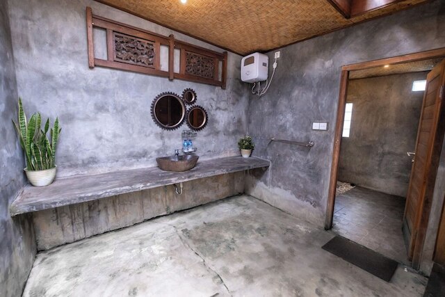 ザ ジョグロ ベラタン