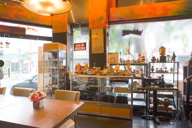 レメディオス アパートメント