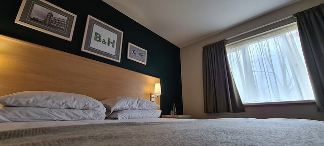 ザ ボート & ホースズ イン