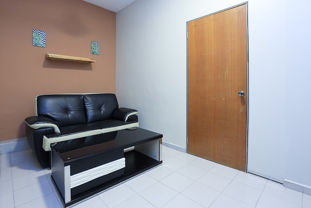 OYO ホーム 90244 デケリス  2BHK アパートメント