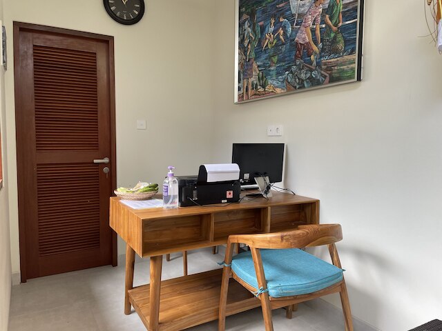 ナクサ ホームステイ サヌール