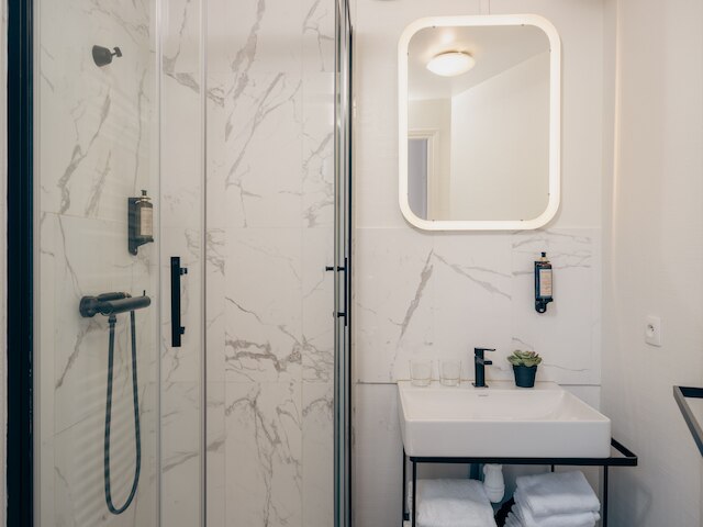 アパルトマン - ラ メゾン ドゥ ランジュネ