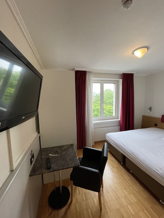 スイス スター イルヒル