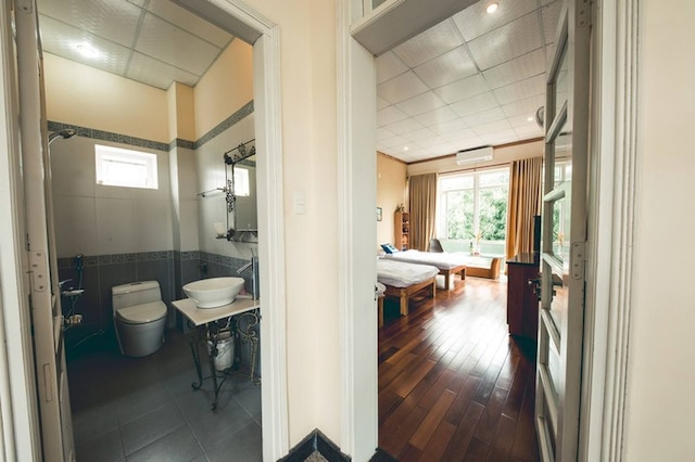 ヒルサイド ホームステイ フエ - トップ アパートメント