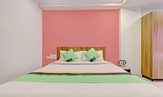 トリーボ サイ スイーツ イン ナガヴァラ