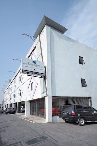 ドパラゴン ブキッ サリ