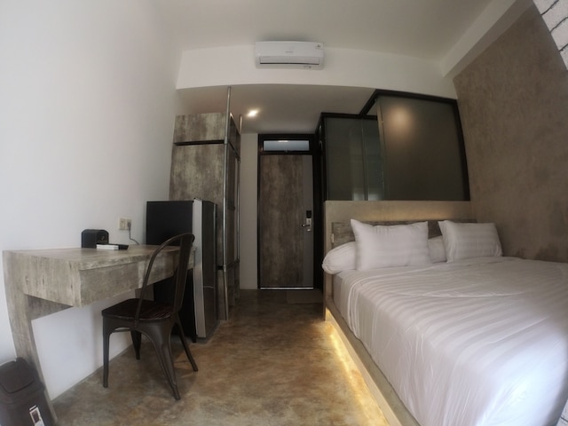 ドパラゴン ガジャ マダ