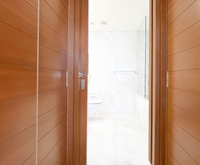 ファッションアベニューデュバイモールの豪華なレジデンス