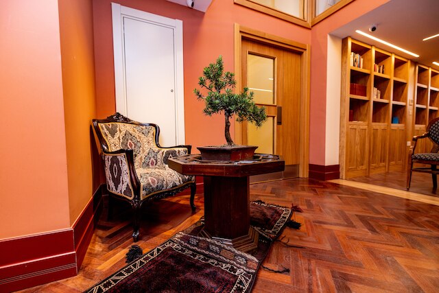 ライムハウス ライブラリー ホテル