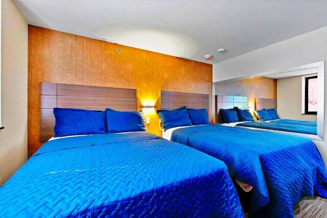 カーサ ブランカ ホテル ブルックリン