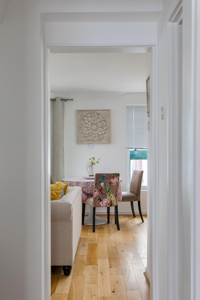 デュープレックス アパートメント ウィズ パティオ イン メリルボーン