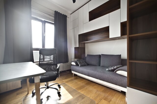 P&O アパートメンツ ヤャナ カジミエルサ