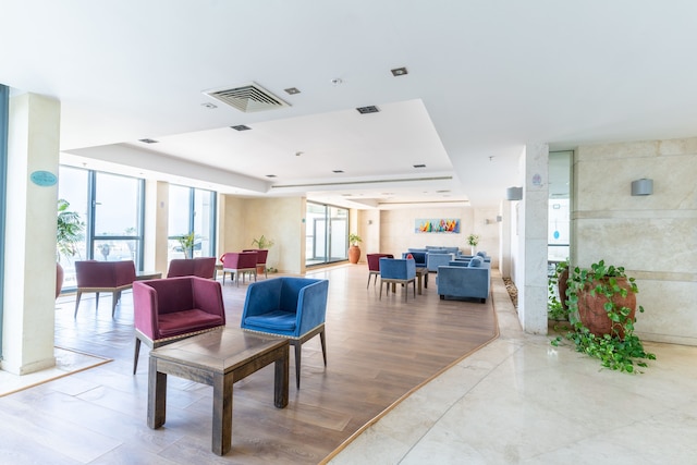 デルックスアパートメント ウィズ ビューズ オブ ザ マリーナ