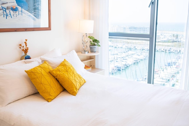 デルックスアパートメント ウィズ ビューズ オブ ザ マリーナ