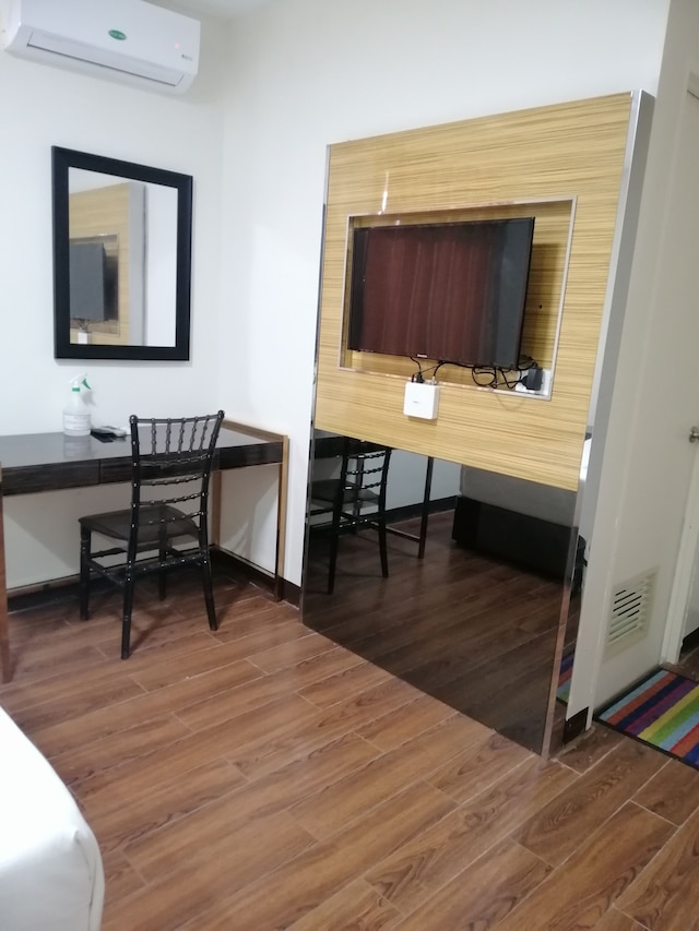 メアコ ロイヤル ホテル - ビナン