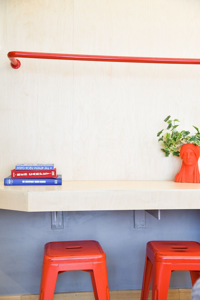 セントラル 44 OMG カジュアル スイート