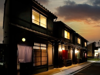 紡 伏見稲荷猪目邸