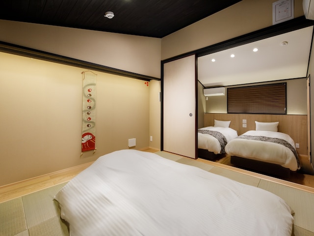 紡 伏見稲荷猪目邸