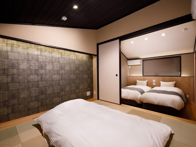 紡 伏見稲荷大社前