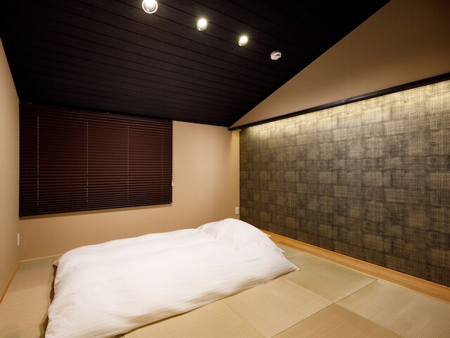 紡 伏見稲荷大社前