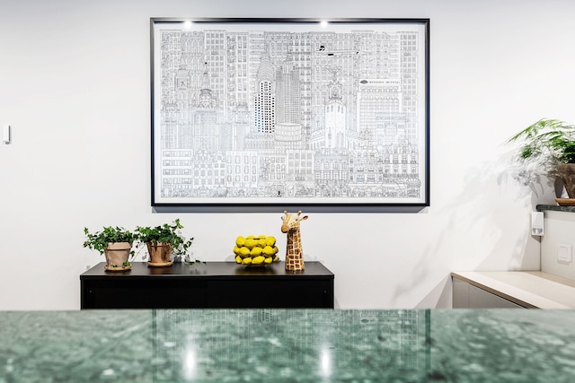 ビズ アパートメント ブロンマ