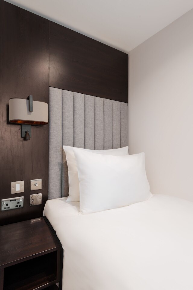 ローブ  ホテル ロンドン パディントン