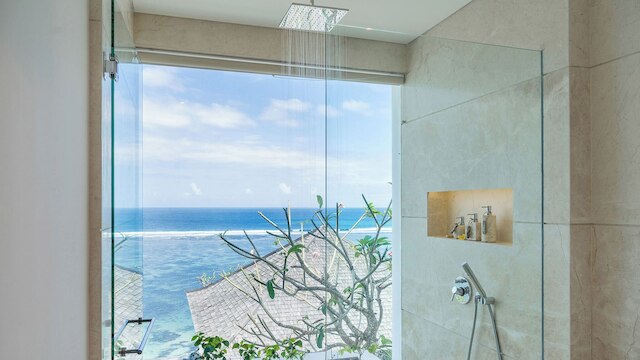 グランド クリフ ヌサ ドゥア