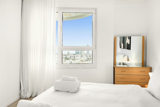 ビーチフロント ウィズ バルコニー アンド プール アクセス