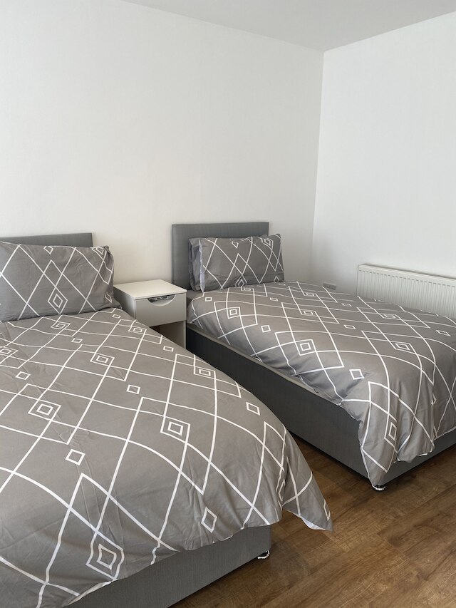 ラージ 3 ベッド ハウス スリープ 10 アンフィールド リバプール