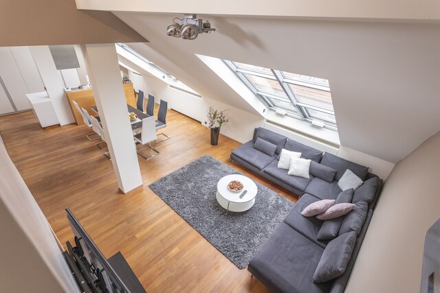 ラグジュアリー セントラル デュプレックス ウィズ テラス