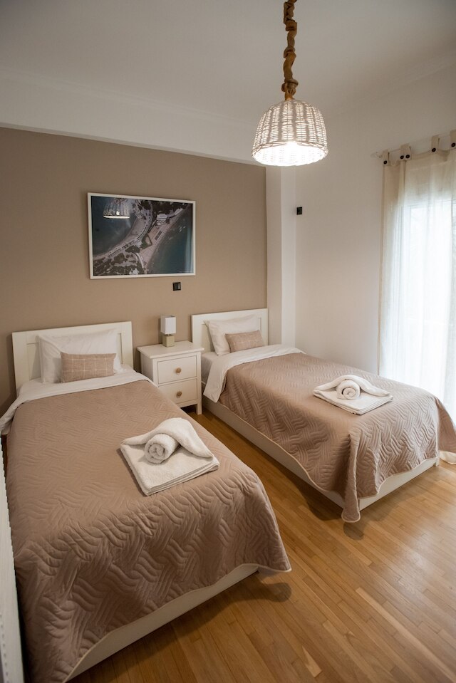 ブエ アーク ラビング アテネ