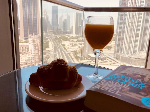 ラグゾリーステイ・アット・ファッションアベニュー・ドバイモールレジデンス