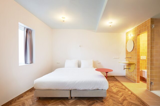 ホテル ノット ホテル ロッテルダム