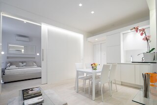 スイート ジャスミン バイ メガ