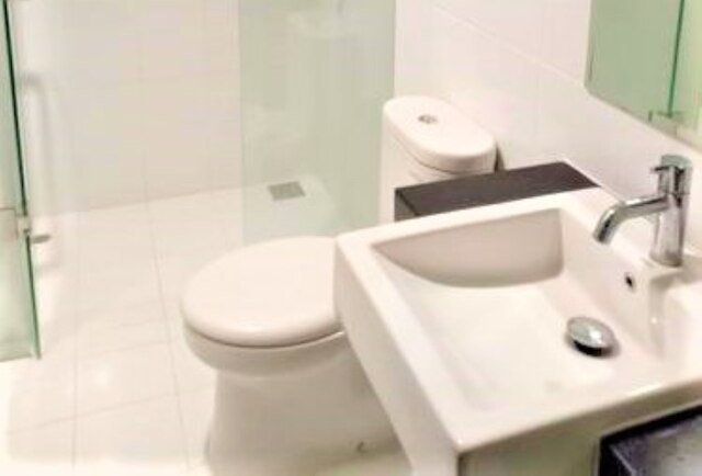 プラクス アパートメント バイ プラフィ & フレンズ