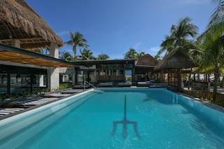 カーサ デル ジャガー ビーチ ホテル