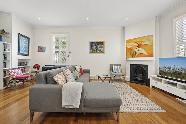 ライト フィルド チャーミング タウンハウス