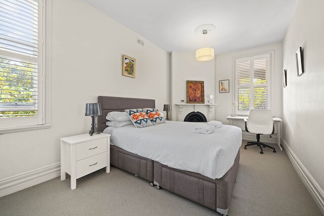 ライト フィルド チャーミング タウンハウス